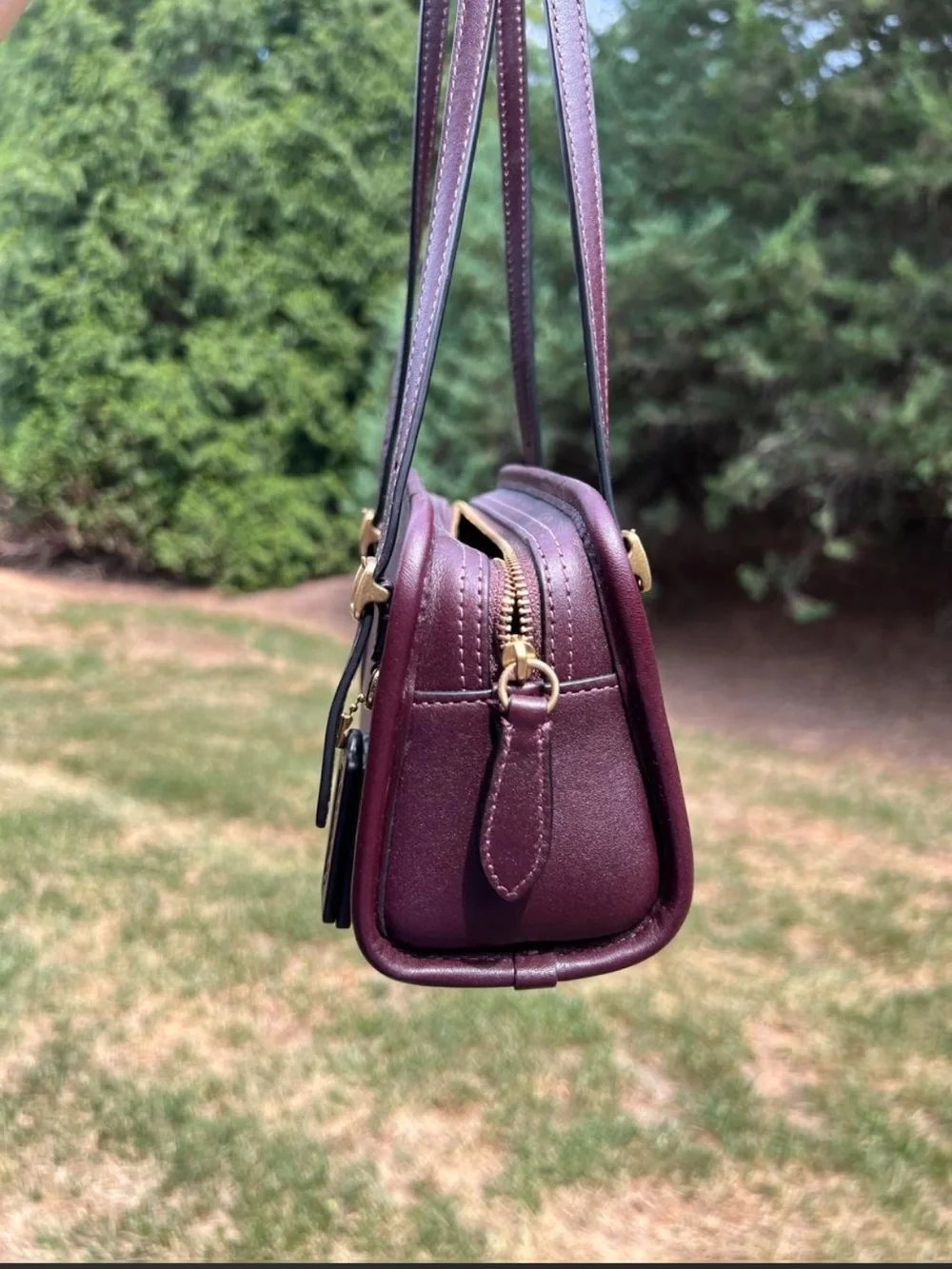 Coach Swing bag in black currant